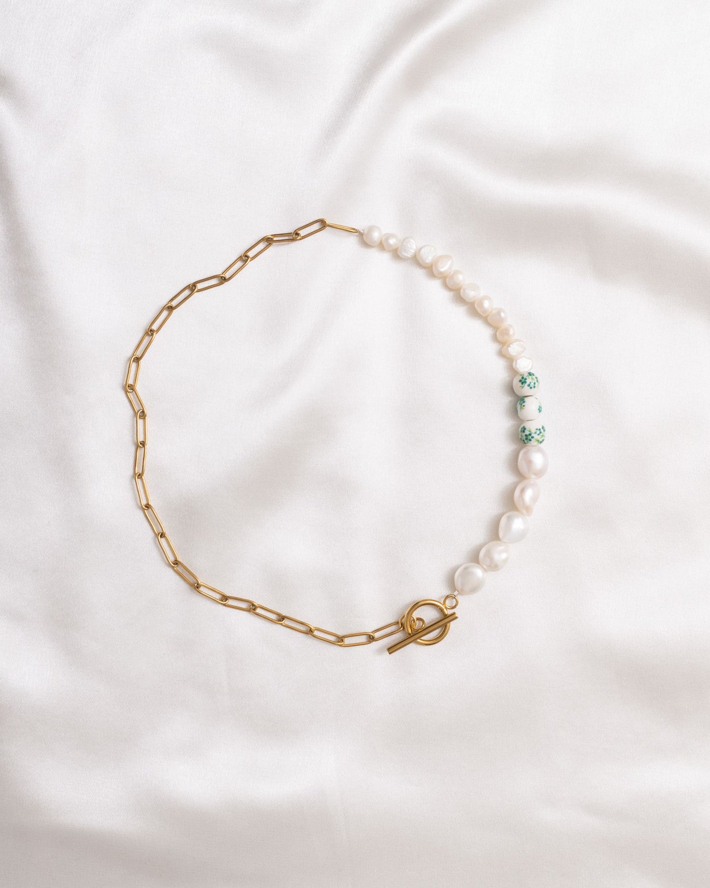 NECKLACE - GREEN CLOUD -