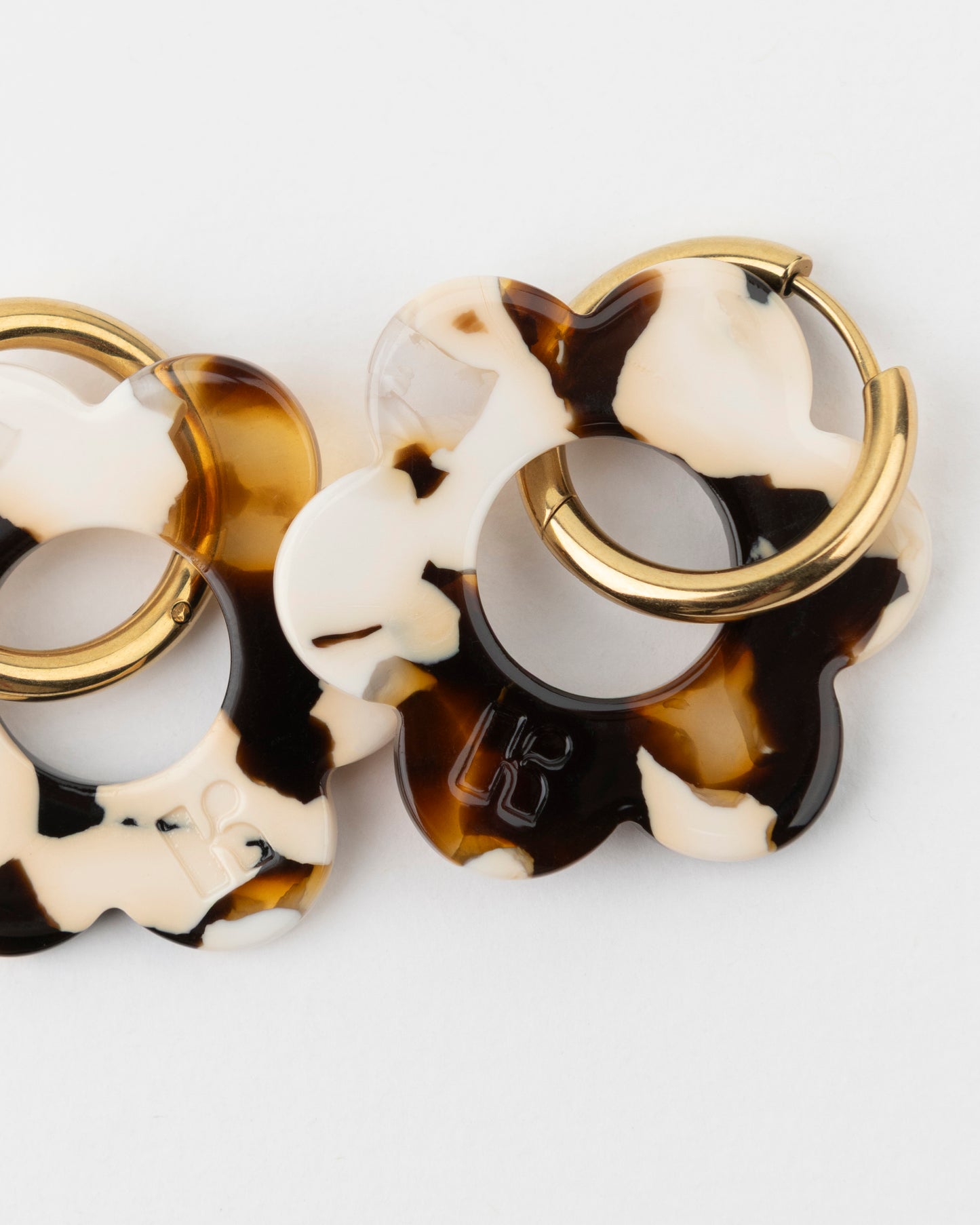 Boucles d'oreilles MAXI FLEURETTE - Latte -