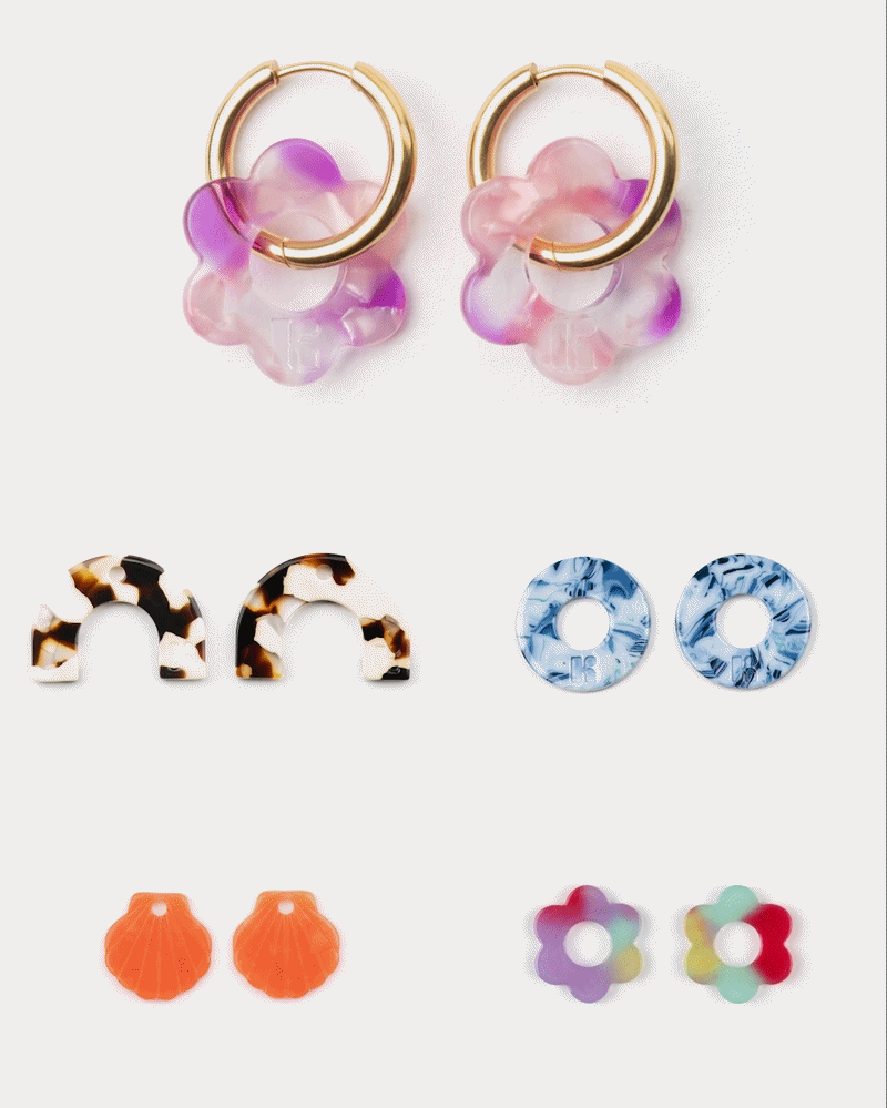 PACK 1 paire + 4 charms au choix