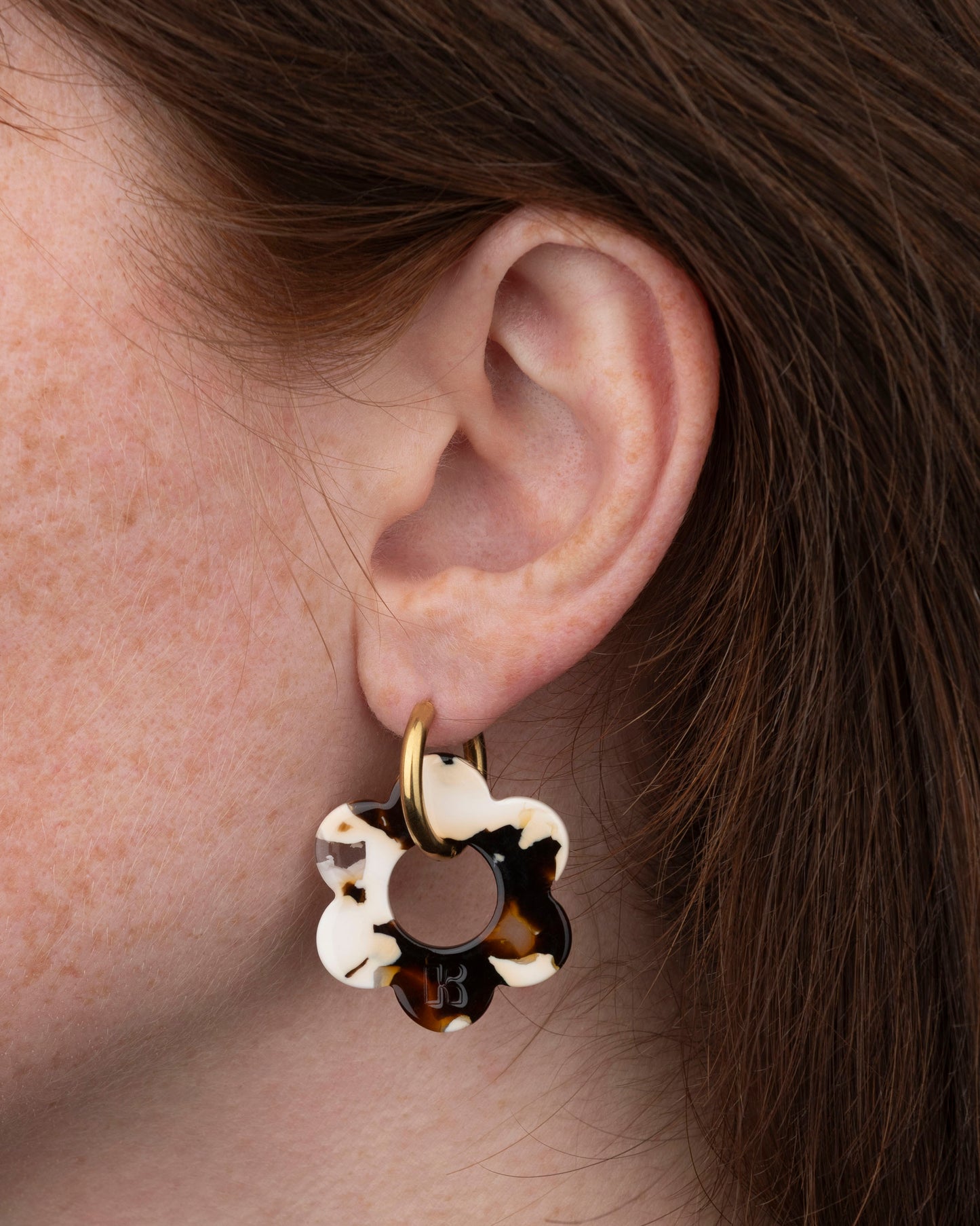 Boucles d'oreilles MAXI FLEURETTE - Latte -